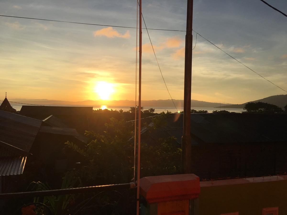 Aini Home Stay Ternate Extérieur photo
