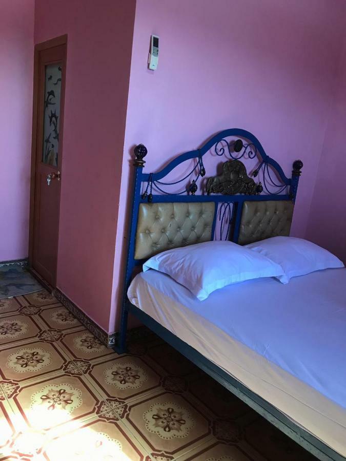 Aini Home Stay Ternate Extérieur photo