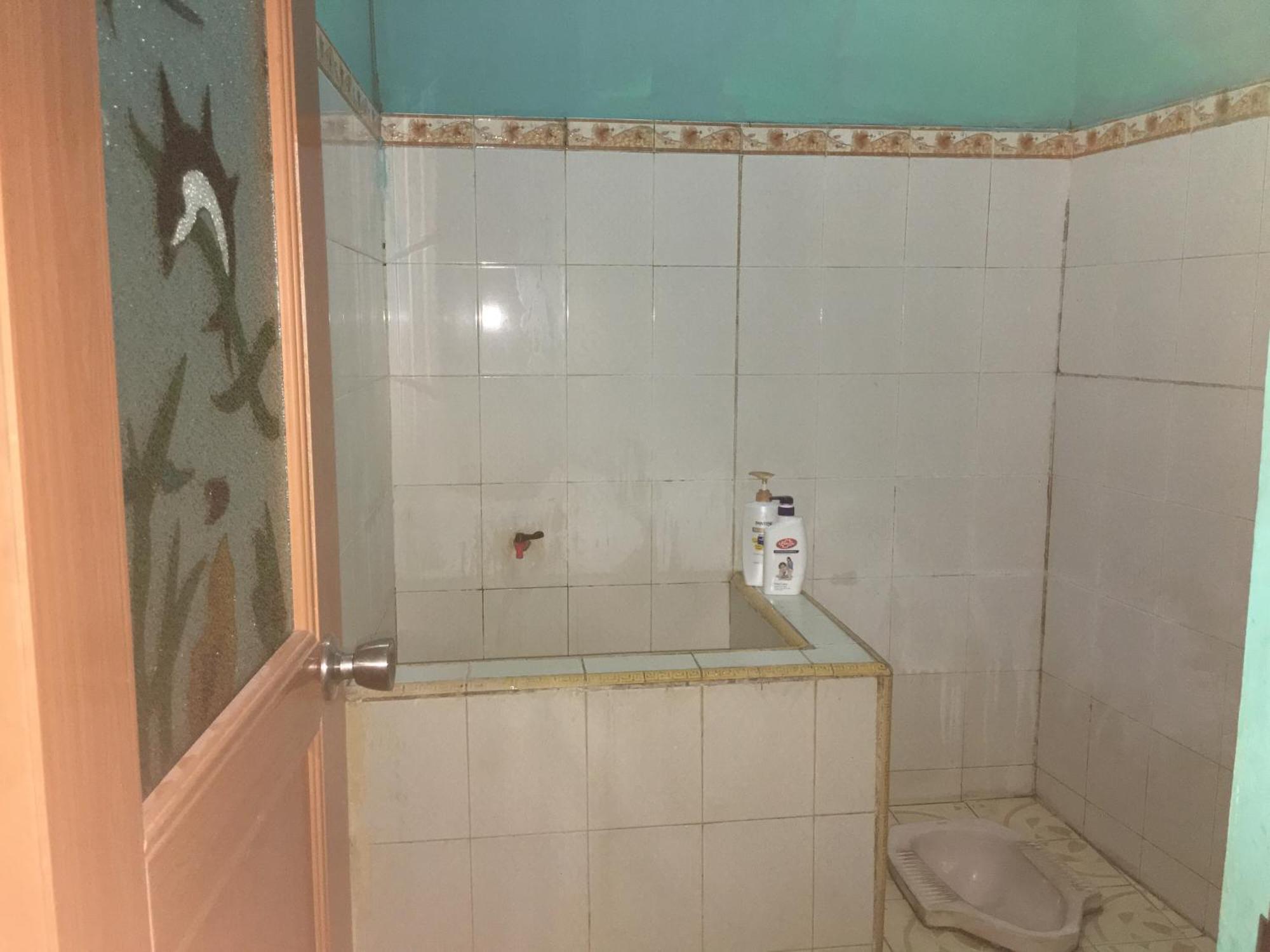 Aini Home Stay Ternate Extérieur photo